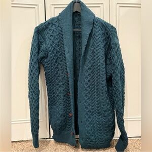 Cable Knit Sweater (1 sweater)